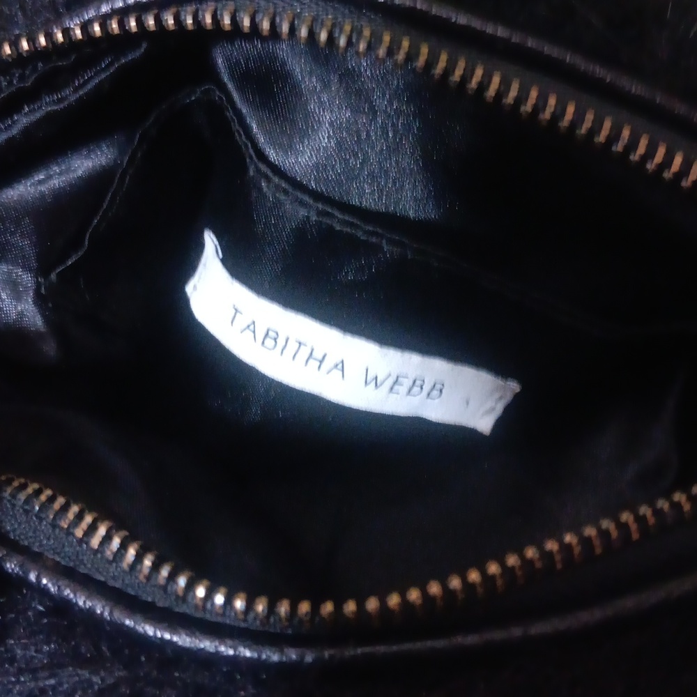 Chic Black Faux Fur Crossbody Bag - Picture 2 of 4